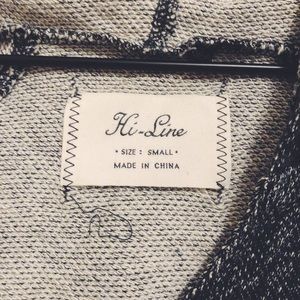 Madewell Tops - Madewell Hi-Line Grey Sweatshirt Tee in Size S Madewell Tops - Madewell Hi-Line Grey Sweatshirt Tee in Size S